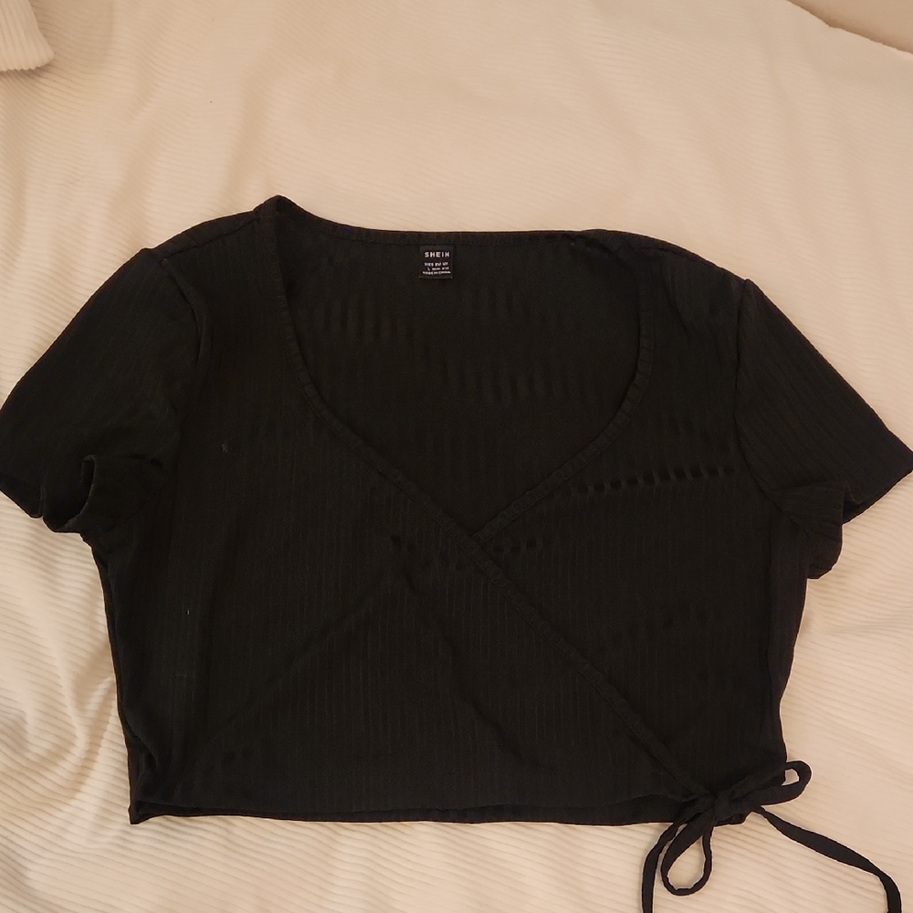 SHEIN Black Ribbed Wrap Crop Top